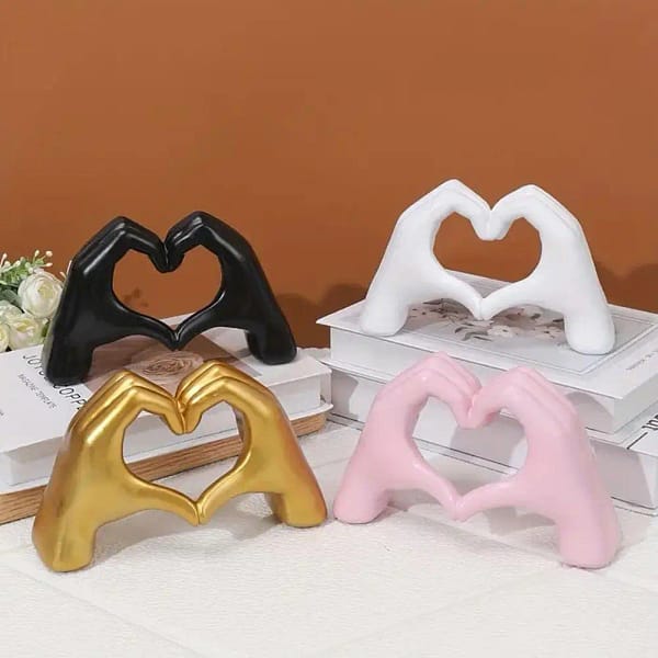 Light Luxury Nordic Simple Style Love Gesture Ornaments Heart-shaped Finger Gesture Statue Ornaments Statues For Decoration