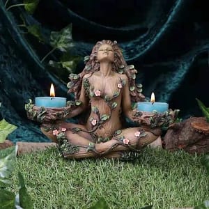 New Mother Gaia Tree Spirit Godess Candle Candlestick Forest Garden Courtyard Resin Craft Ornaments