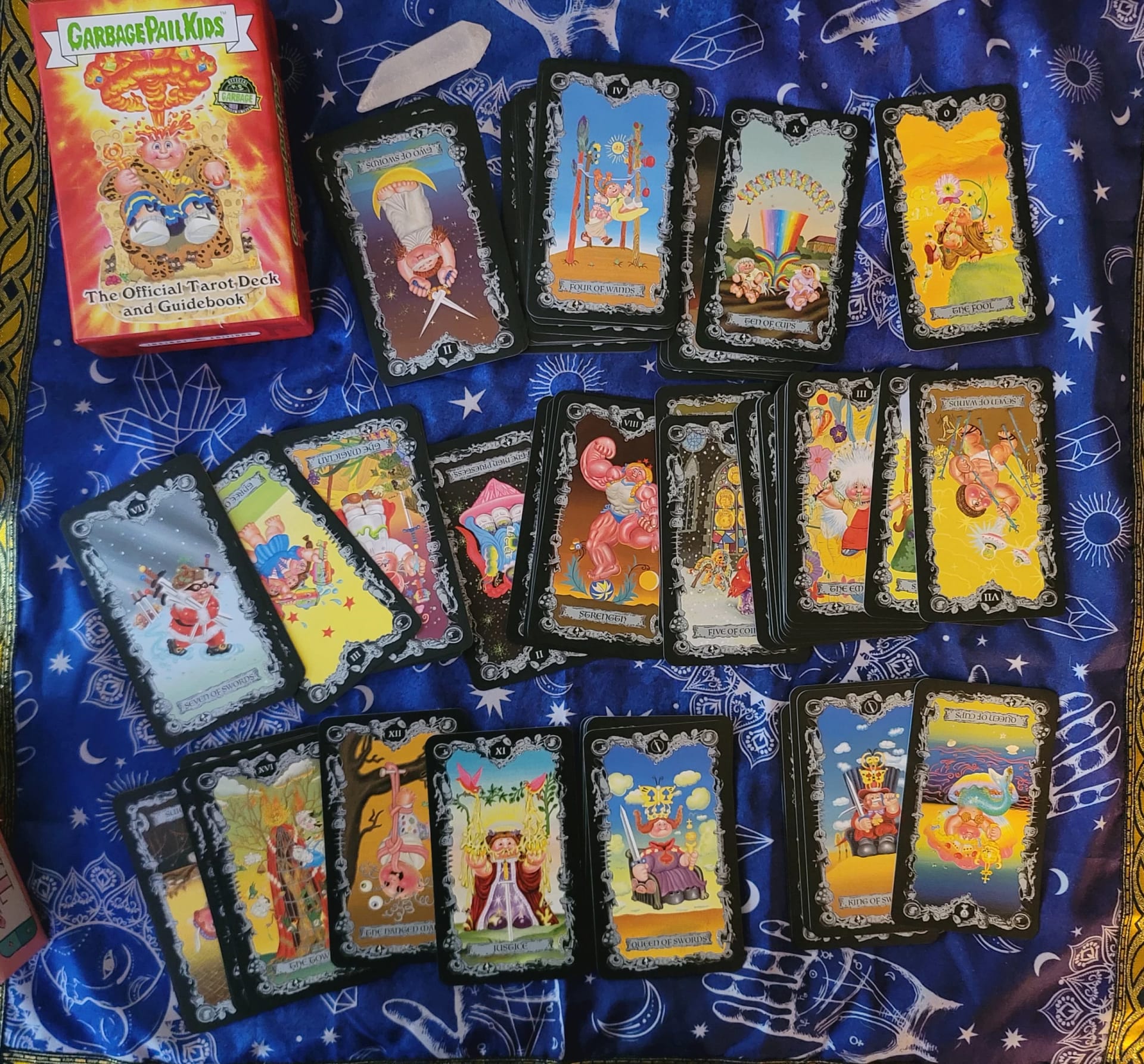Tarot deck